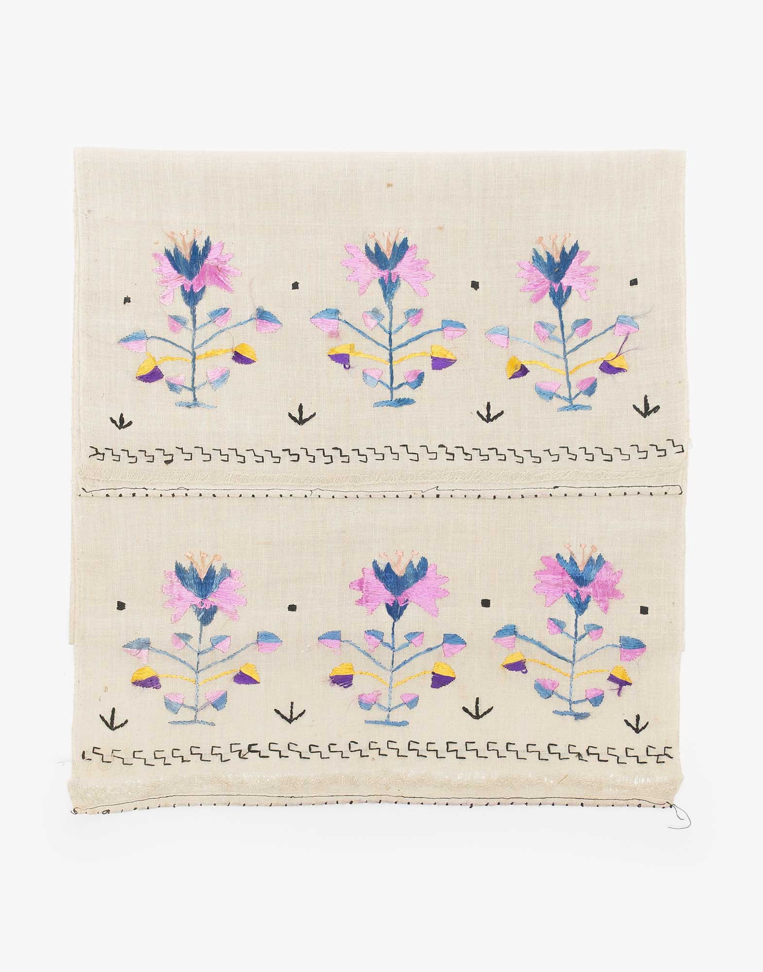 Ottoman Embroidered Makrama Hand Towel