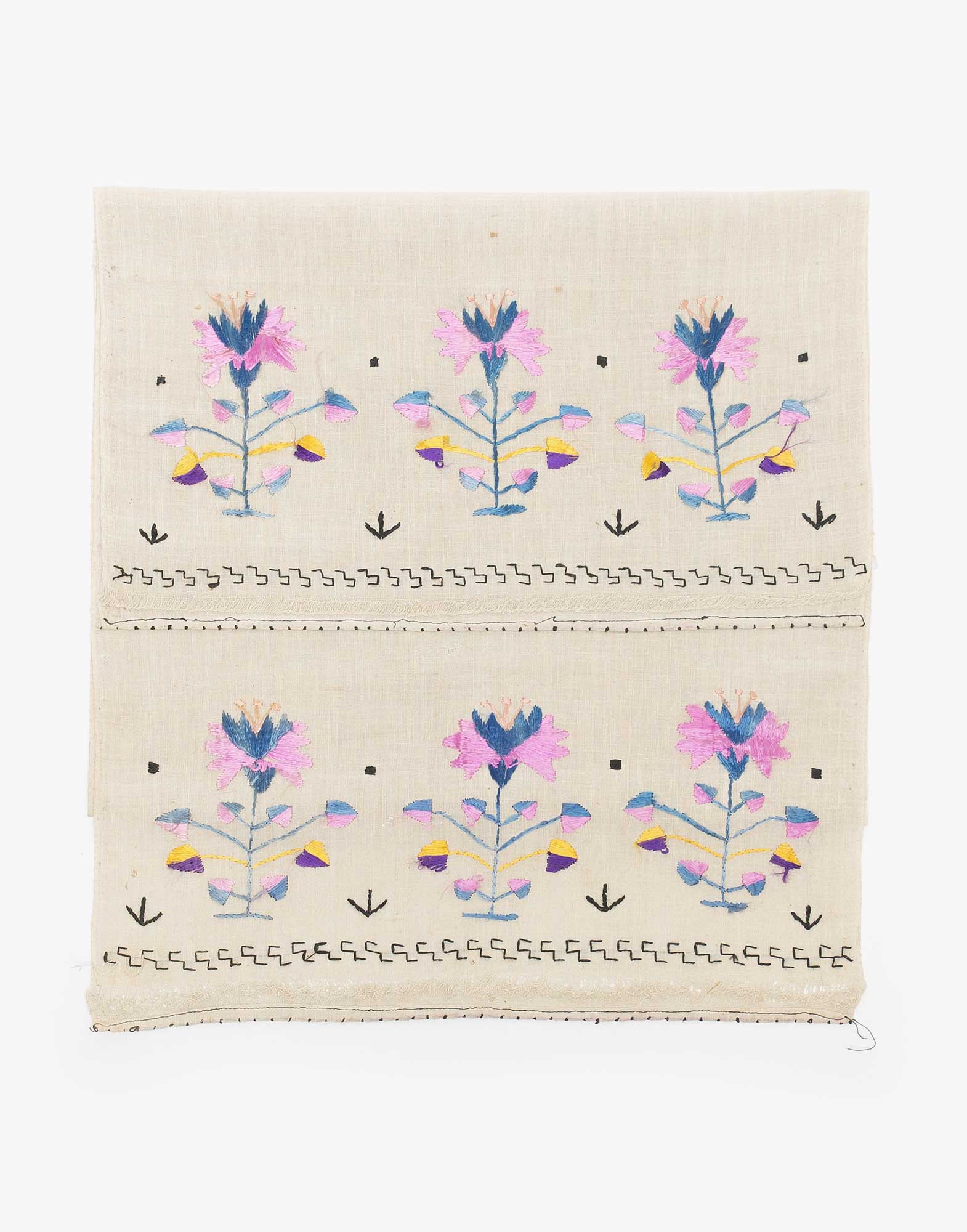 Ottoman Embroidered Makrama Hand Towel